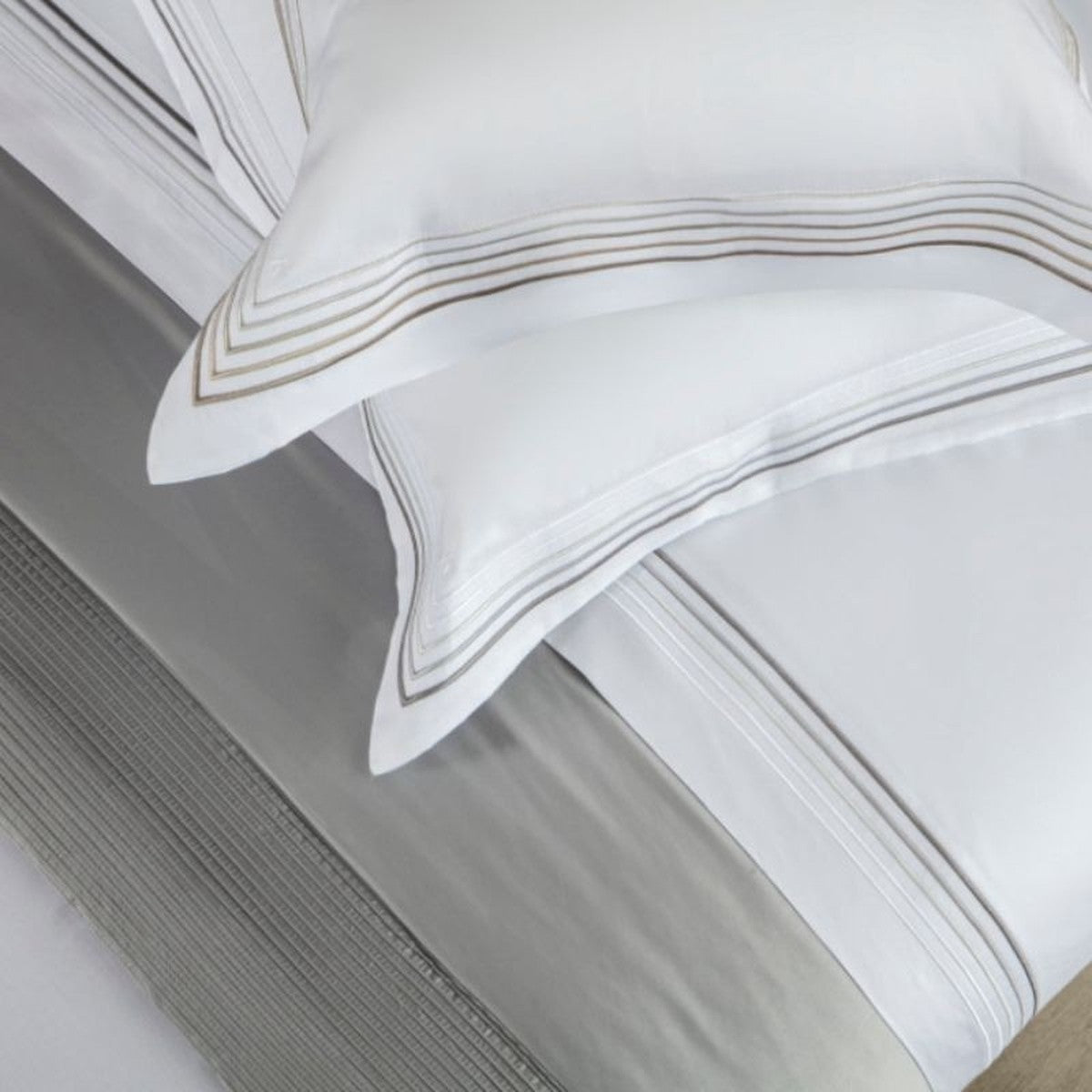 Colcha 300 Fios Capadocia Kacyumara Branco/Fend